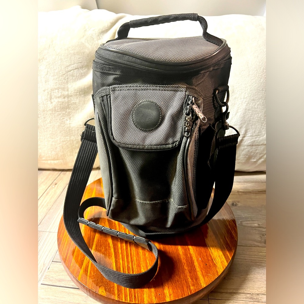 Travelers Club Lunch bag/cooler golf Club Mini Clip on Bag black gray pockets